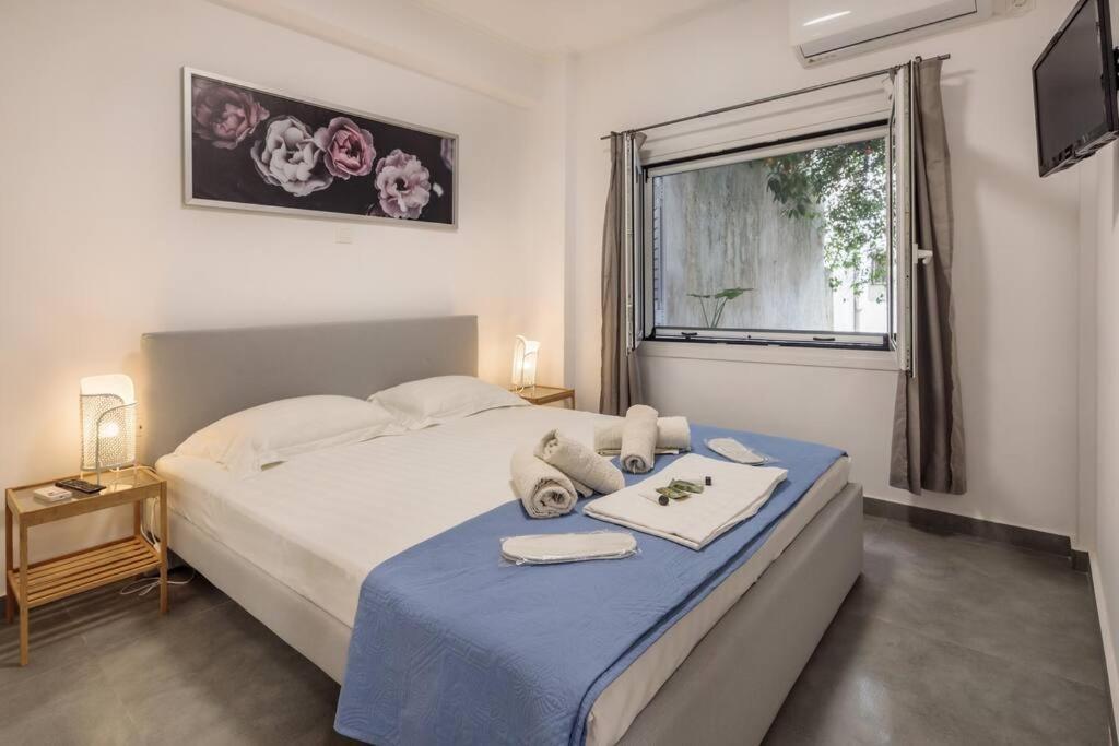 Hilton Area Brand New Comfortable Apartment Athens Exterior photo